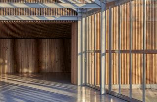 08_IWT_WIM HOF_continuing wooden slats indoor outdoor