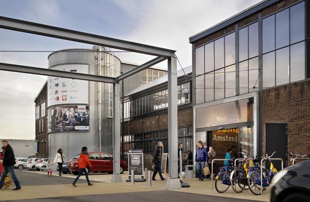 Transformatie oude Storkfabriek Amsterdam: Foodmarkt Jumbo, De Overkant