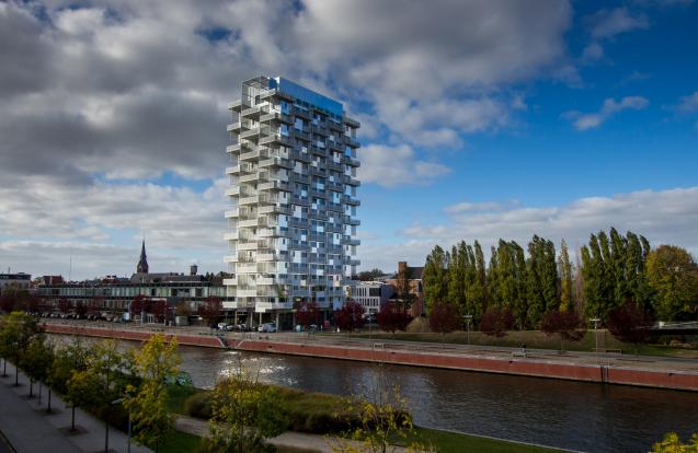 Herbouw van de toren van het Sint-Amandscollege - K-Tower