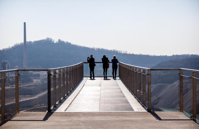 Escalier avec plateforme d'observation, carrière ENCI