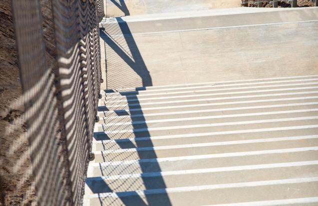 Escalier avec plateforme d'observation, carrière ENCI