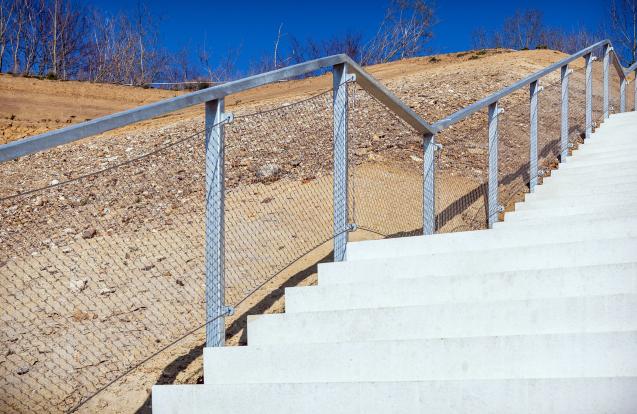 Escalier avec plateforme d'observation, carrière ENCI