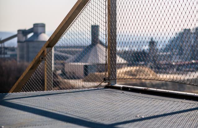 Escalier avec plateforme d'observation, carrière ENCI