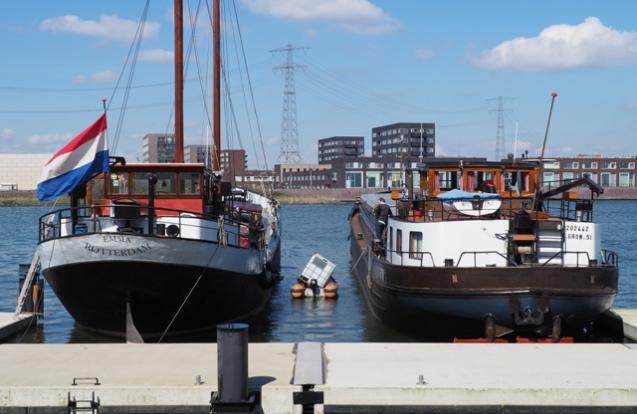 Port sur le quai Cas Oorthuys