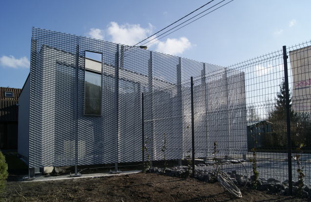 Revêtement de façade pour cabinet de kinésithérapie