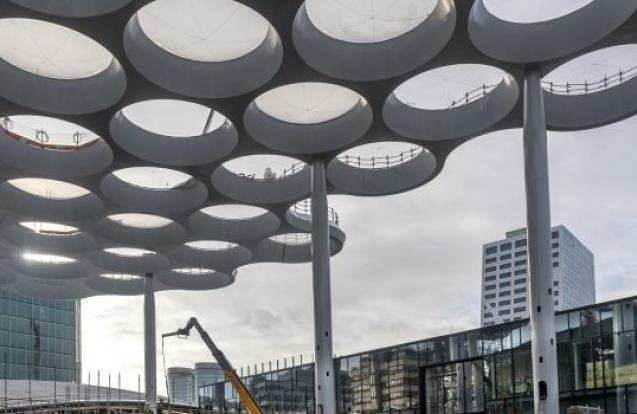 Marquise emblématique de Stationsplein à Utrecht