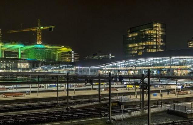 Marquise emblématique de Stationsplein à Utrecht